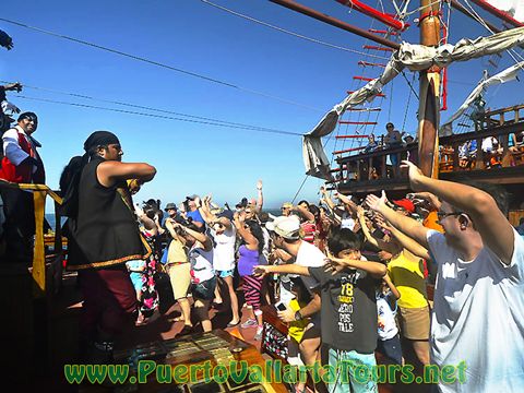 Party Boat Puerto Vallarta