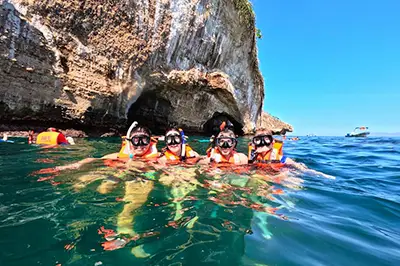 Los 
																					Arcos Snorkeling Tour